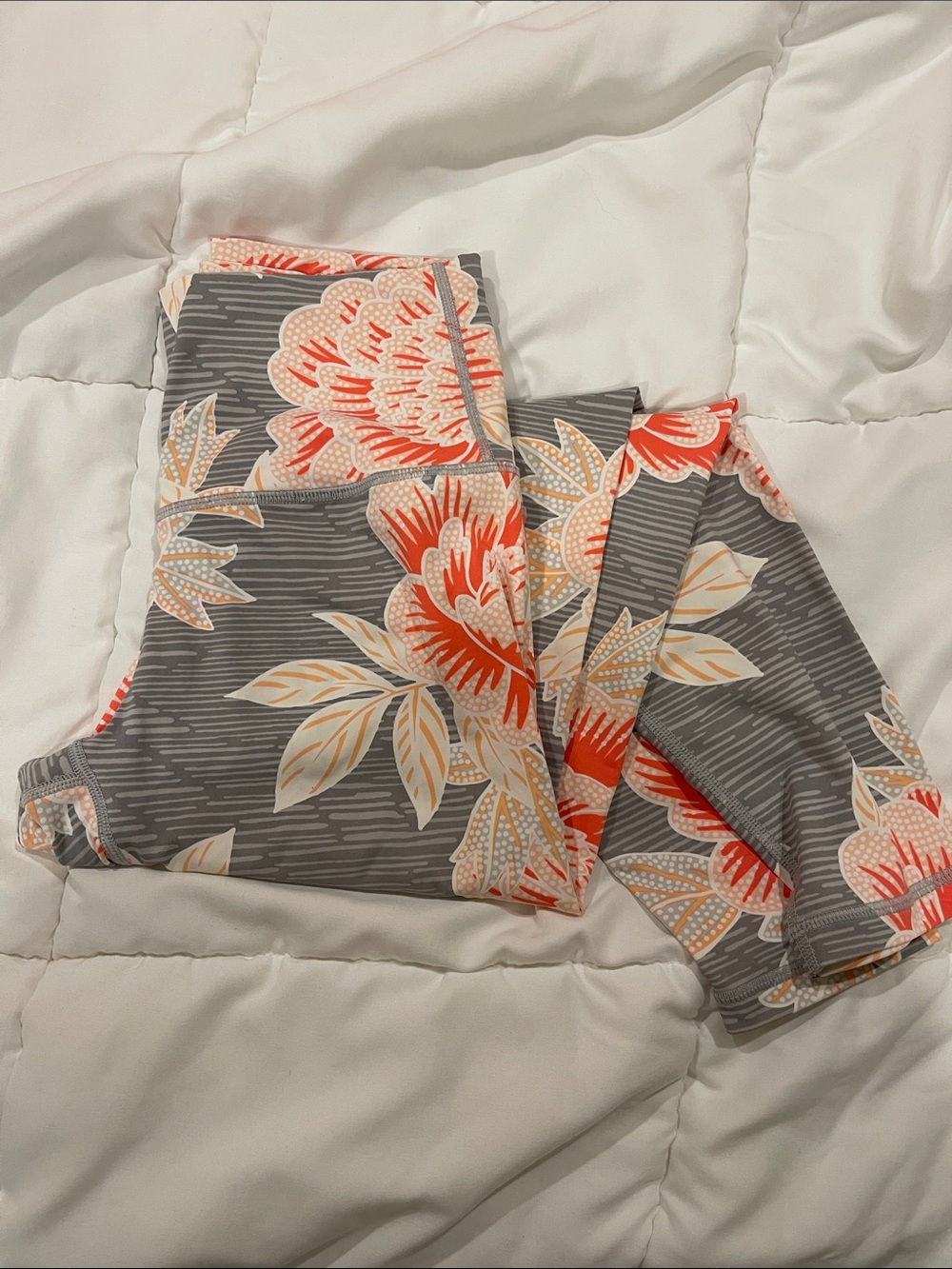 aerie Gray Floral High-Rise Leggings with Orange & Cream Flowers
